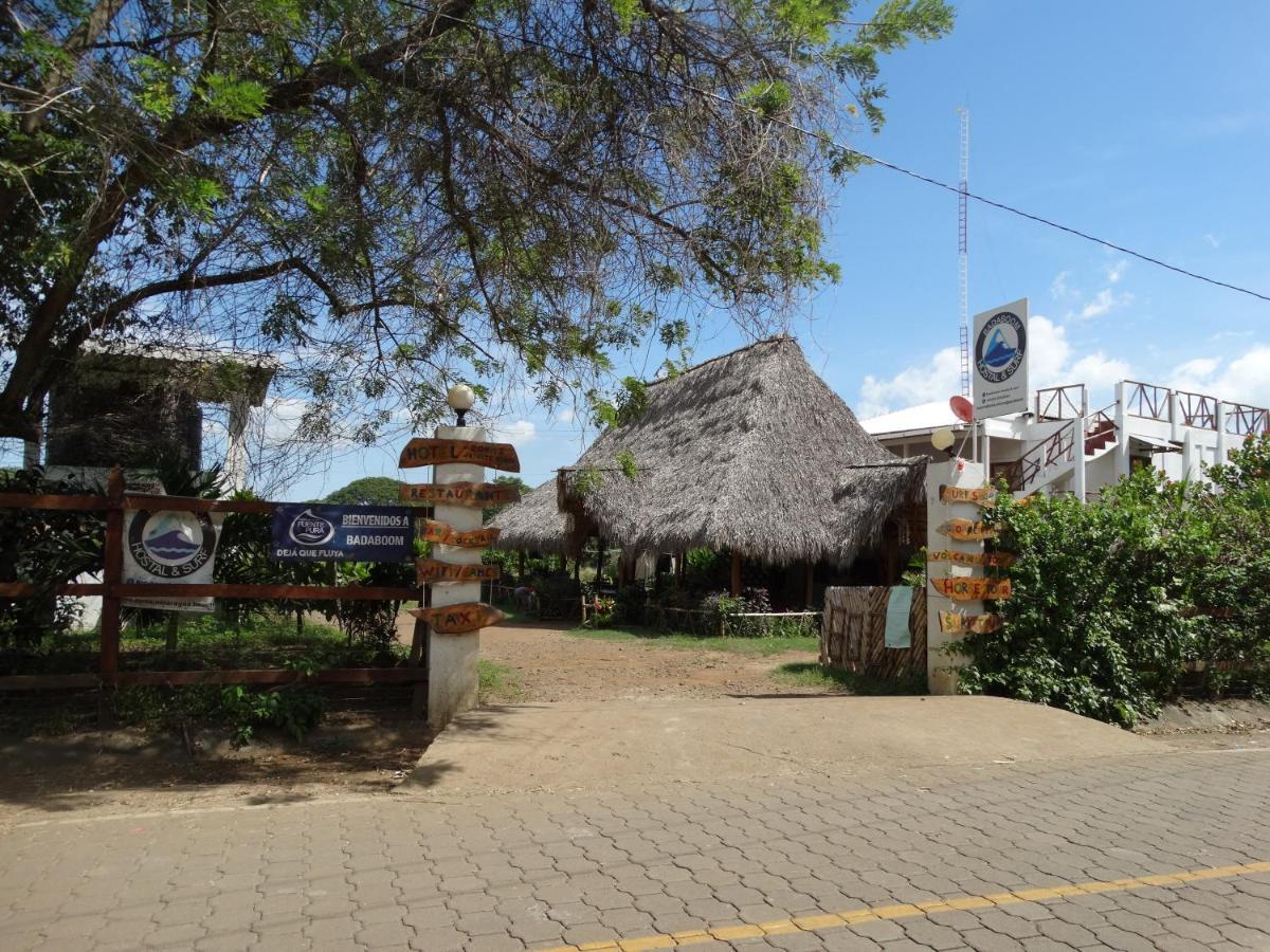 Badaboom Hostal & Surf Aposentillo Exterior foto